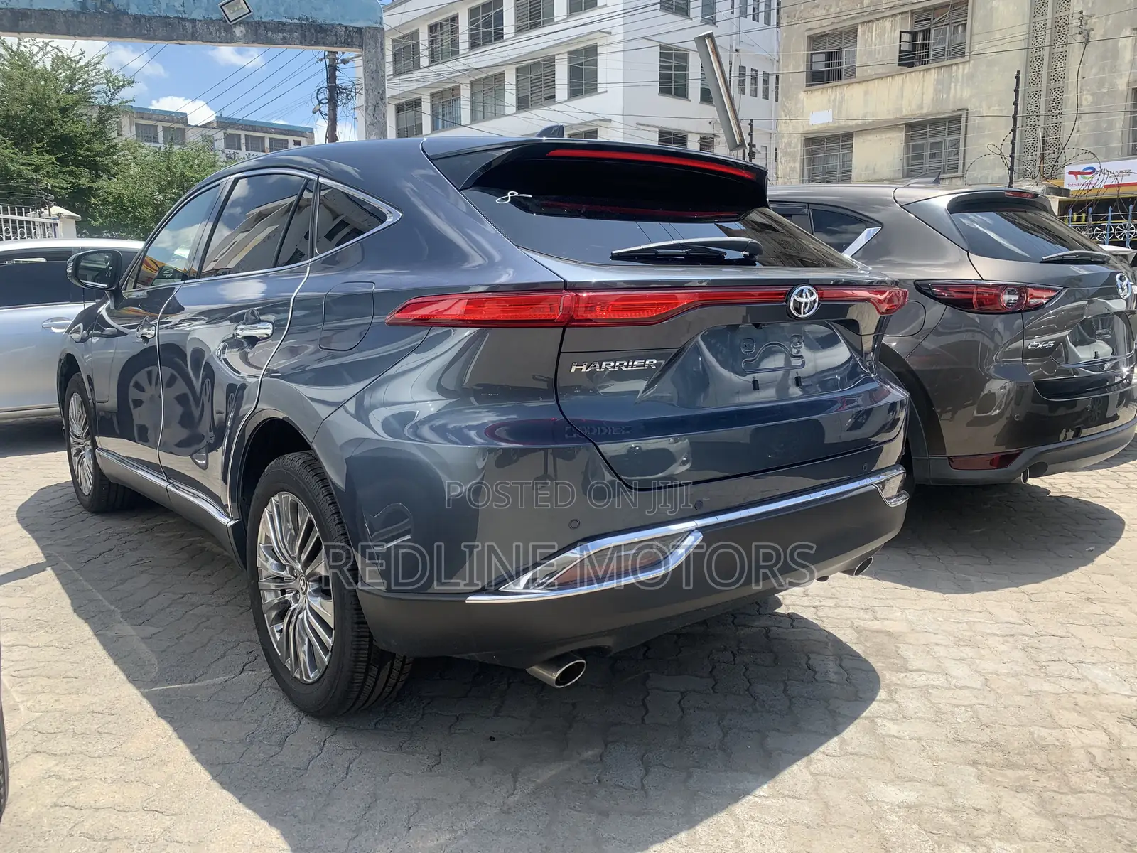 Toyota Harrier 2.0 4WD 2020 Blue