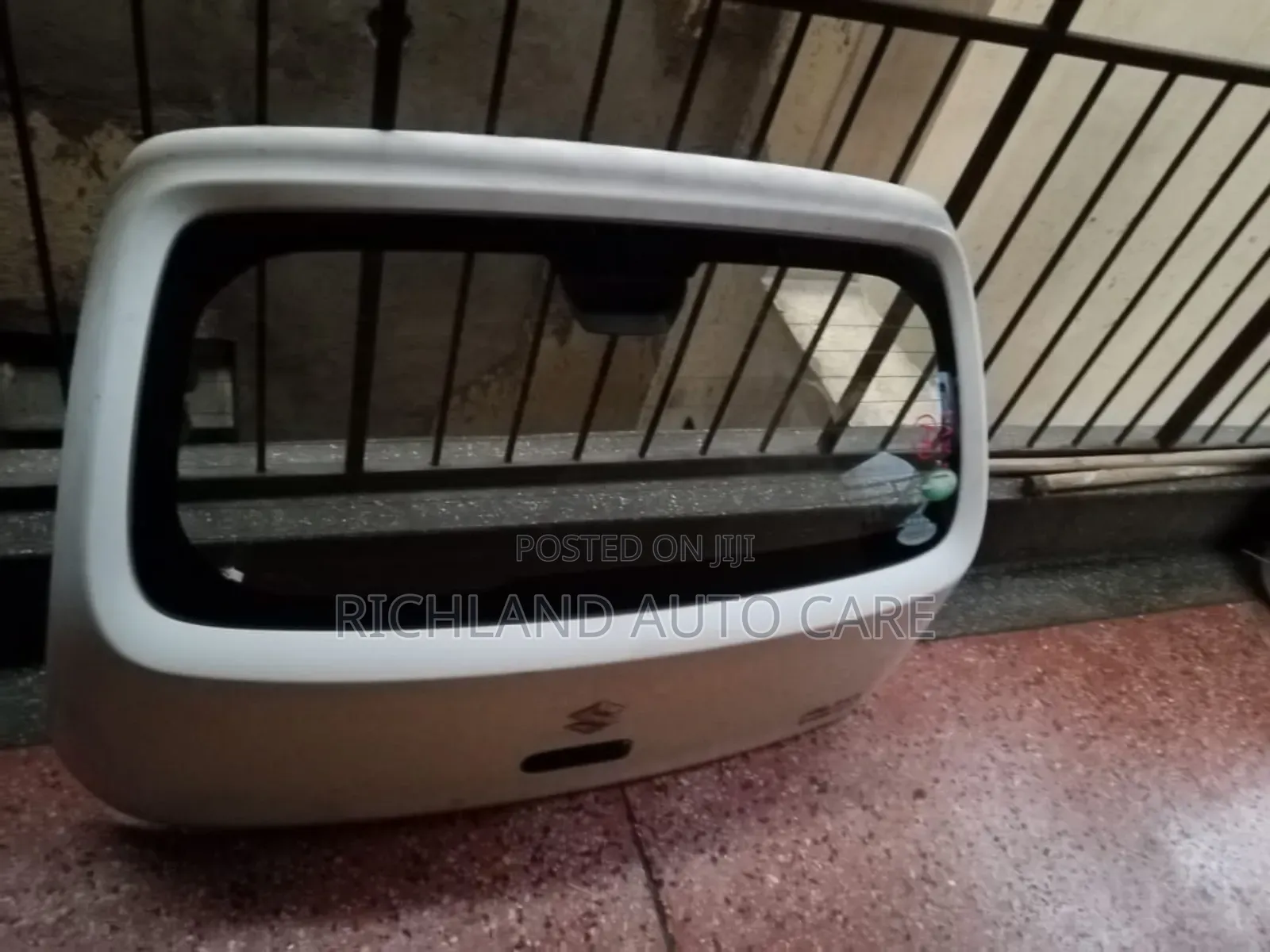 Suzuki Alto Ha36s Tailgate