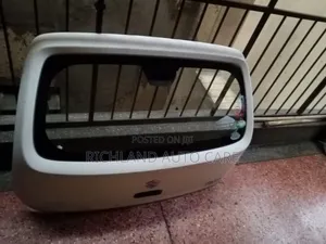 Suzuki Alto Ha36s Tailgate