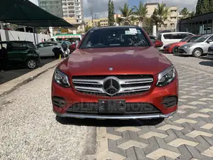 Mercedes-Benz GLC-Class 2017 Red