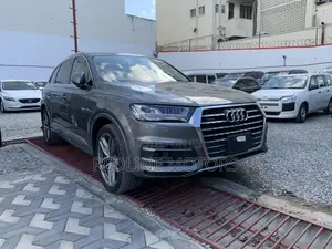 Audi Q7 2.0T Premium AWD quattro 2017 Gray