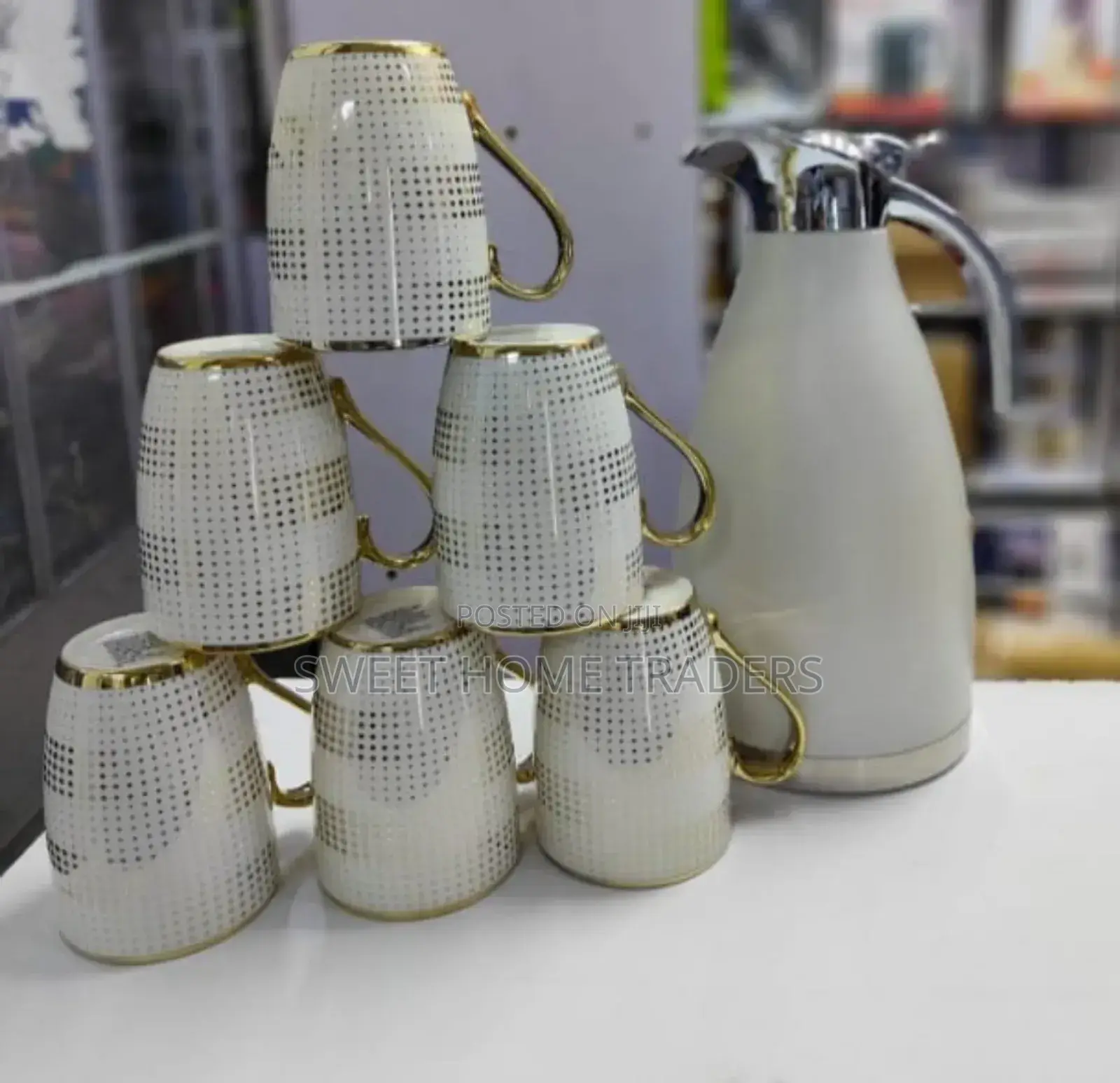 7pcs Tea Set *2l Unbreakable Flask and 6 Cups