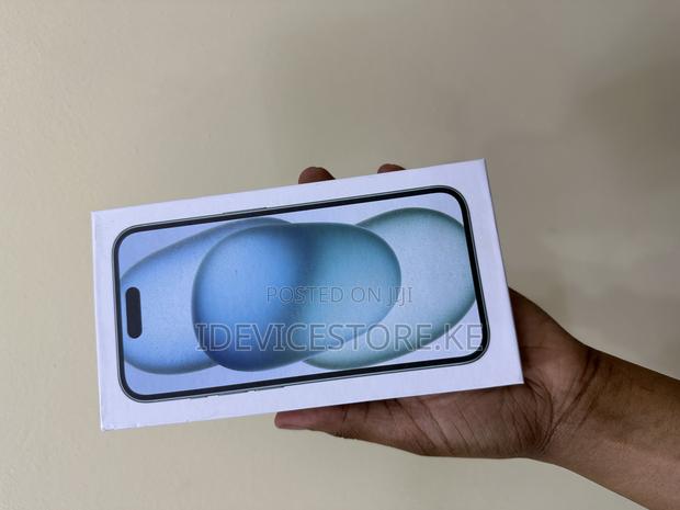New Apple iPhone 15 256 GB Blue - main view