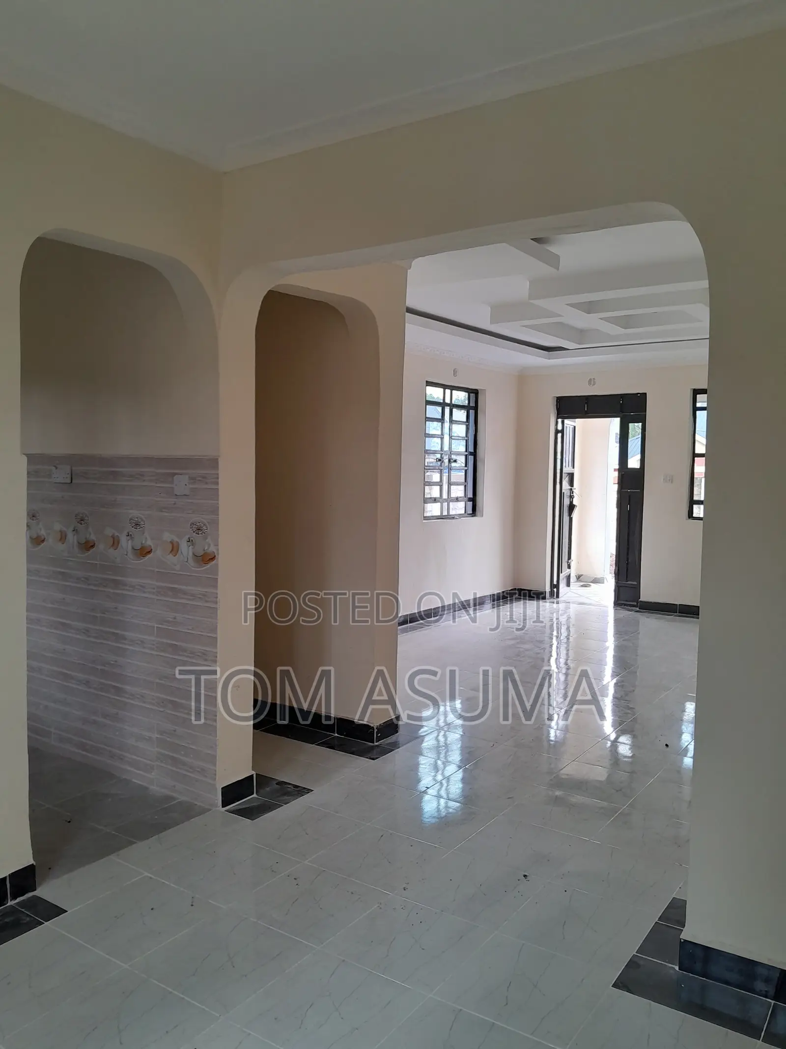 3bdrm Bungalow in Kamukuru, Matasia for sale