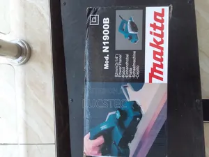 Makita N1900B Power Planer 680W