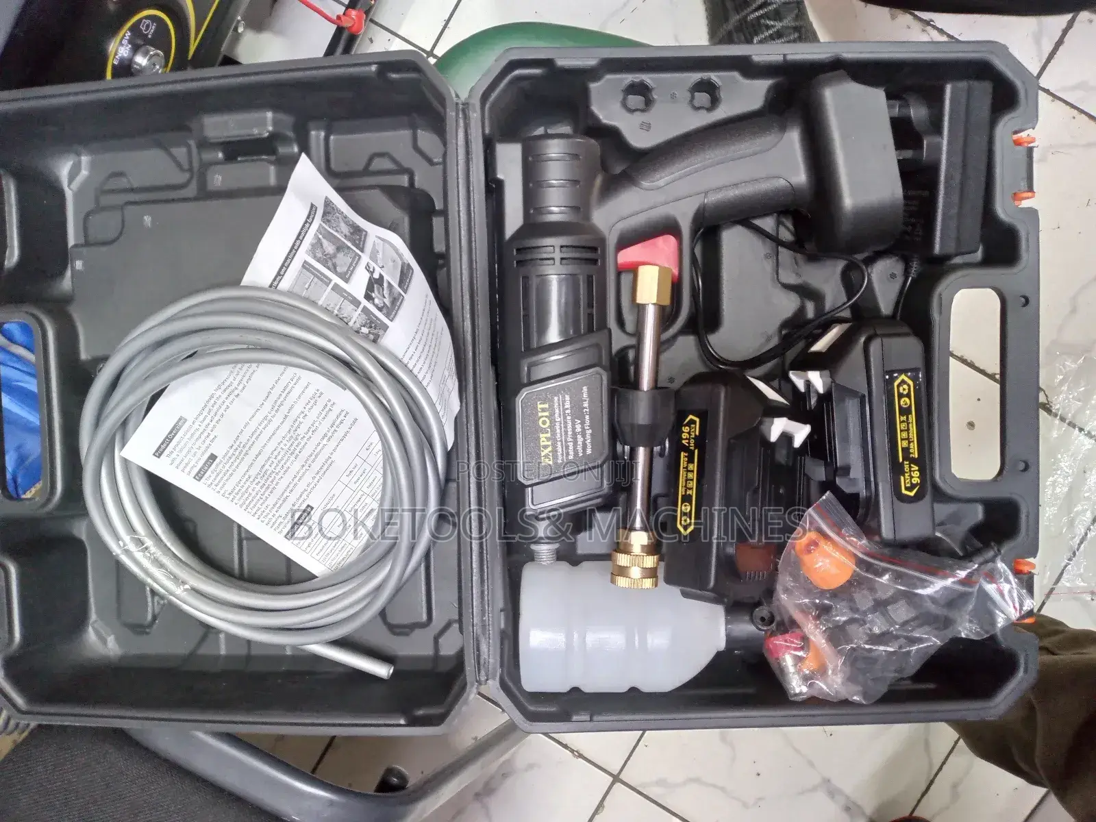 Cordless Carwash Machine
