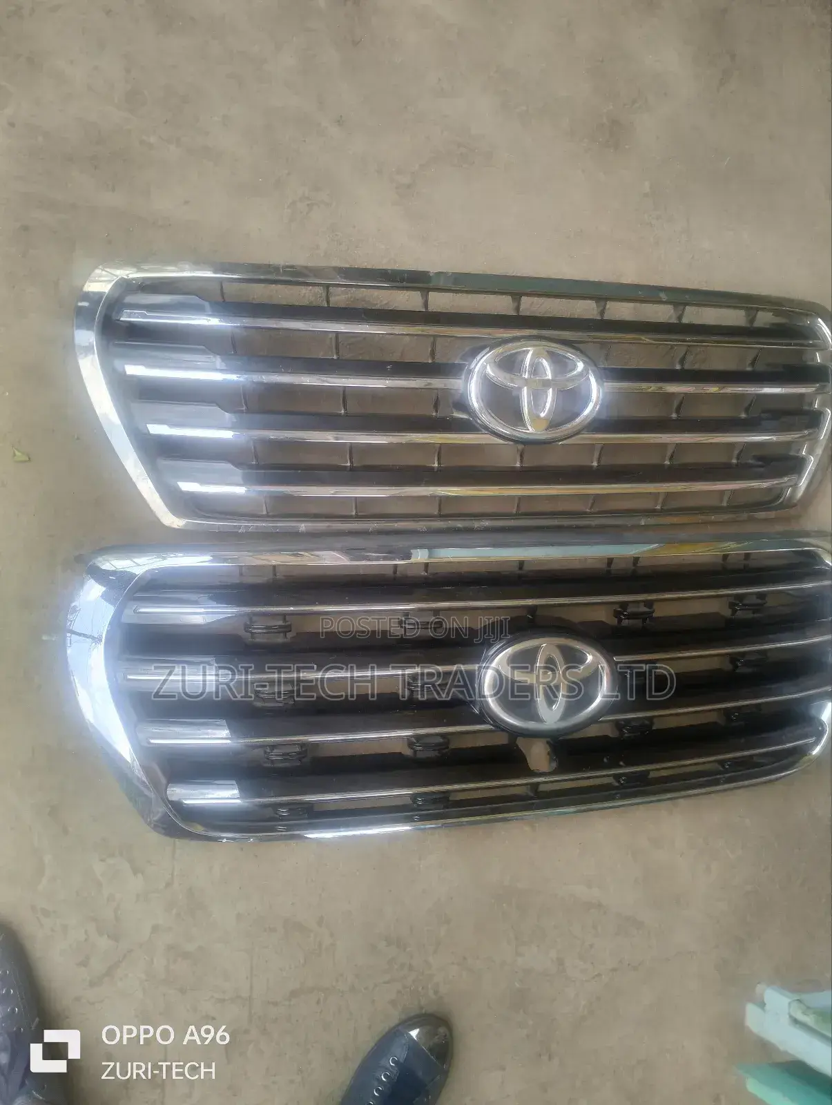 V8 200 Series Grilles