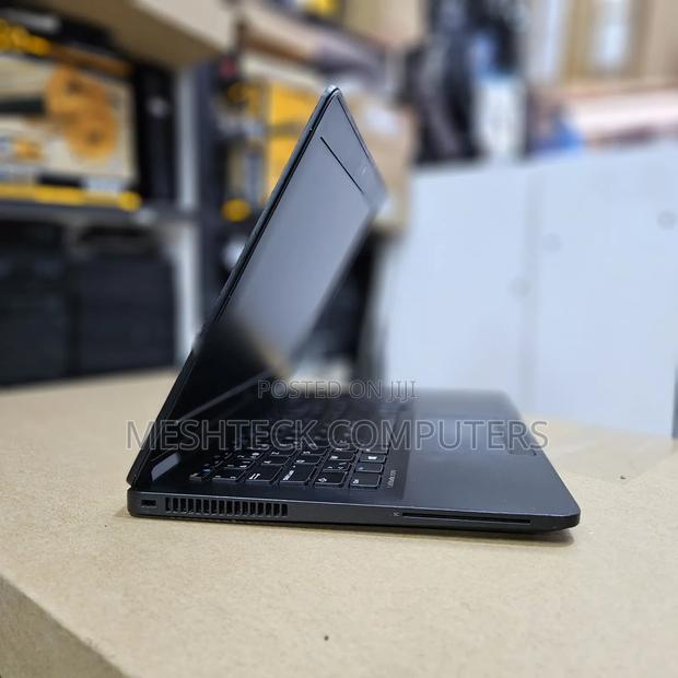 Laptop Dell Latitude 12 E7270 8GB Intel Core I7 SSD 256GB - thumbnail 4