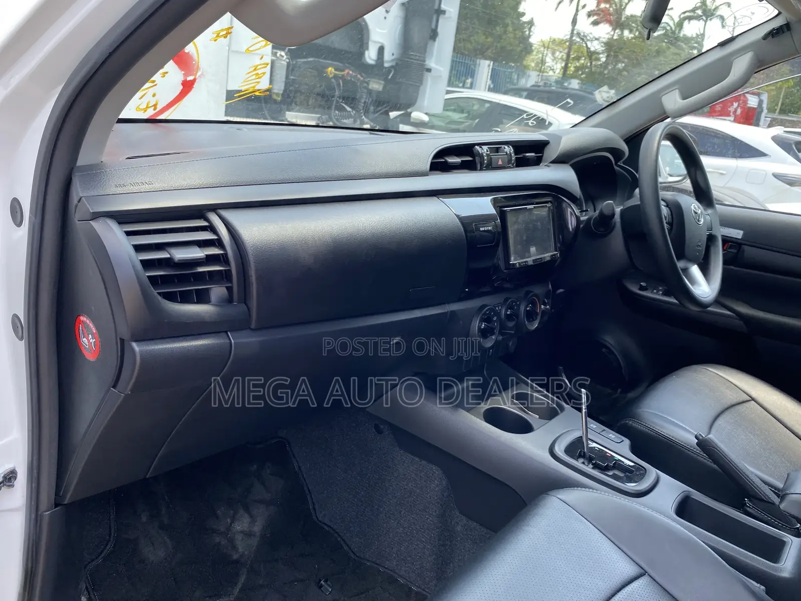 Toyota Hilux 2018 Pearl
