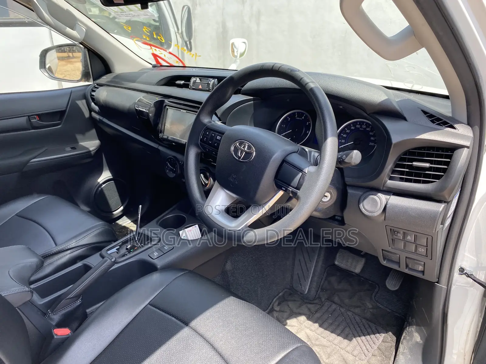 Toyota Hilux 2018 Pearl