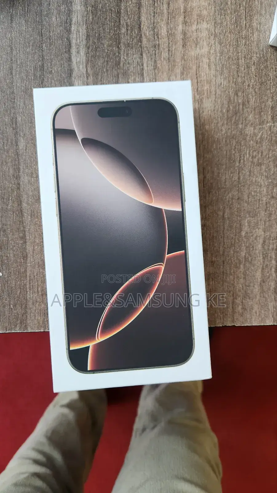 New Apple iPhone 16 Pro Max 256 GB Gold