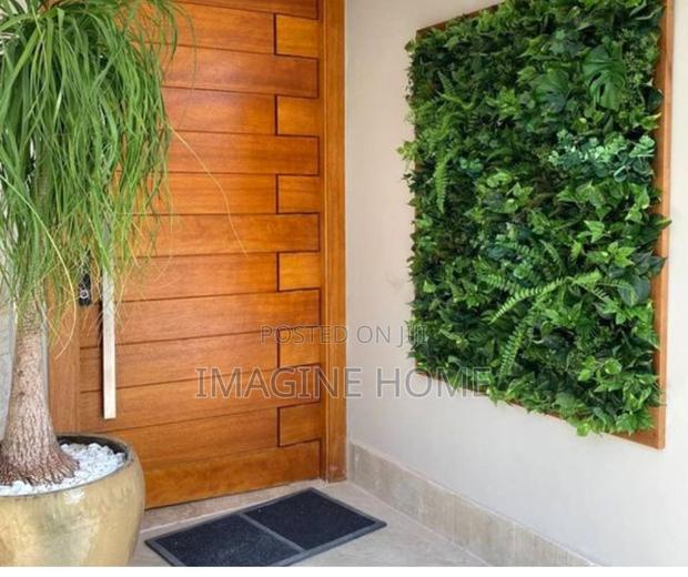 Big Beautiful Green Plants - main view