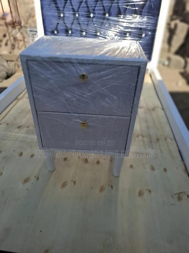 Modern Side Beds Available - main view