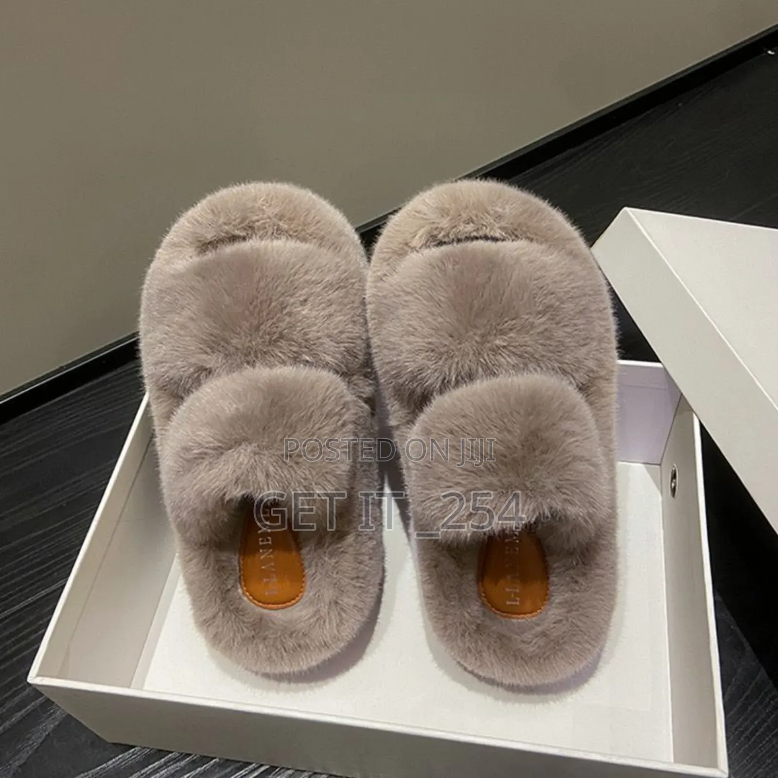 Fluffy Sandals Restocked
36-42