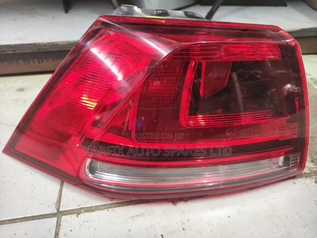 Volkswagen Golf Rear Tail Light - thumbnail 3