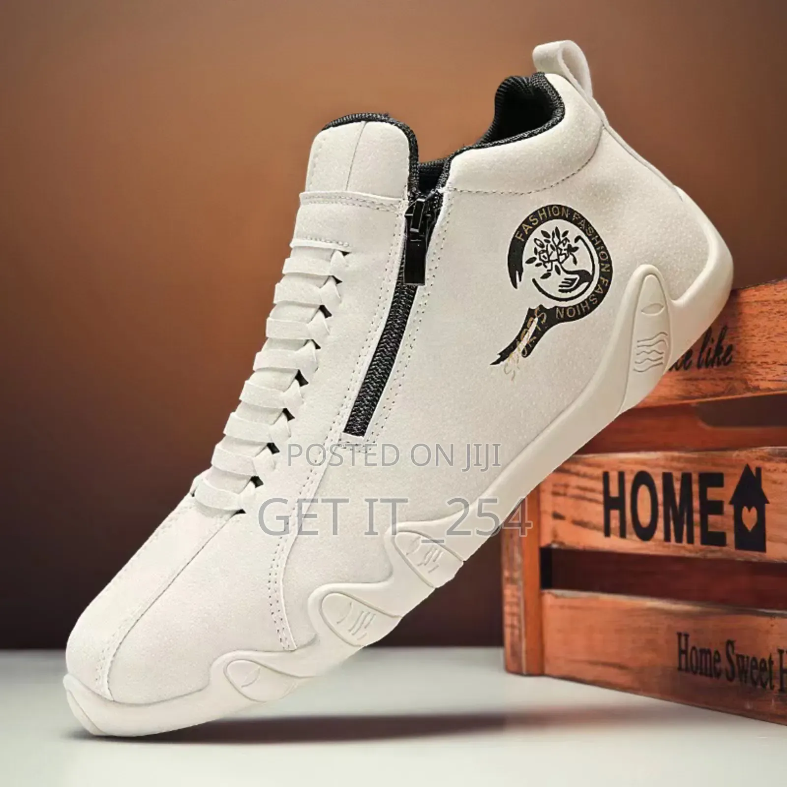 Men Casual.
Fully Restocked  
40-44
