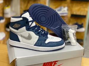 **Jordan 1 "Midnight Navy"* Sizes 39 to 45