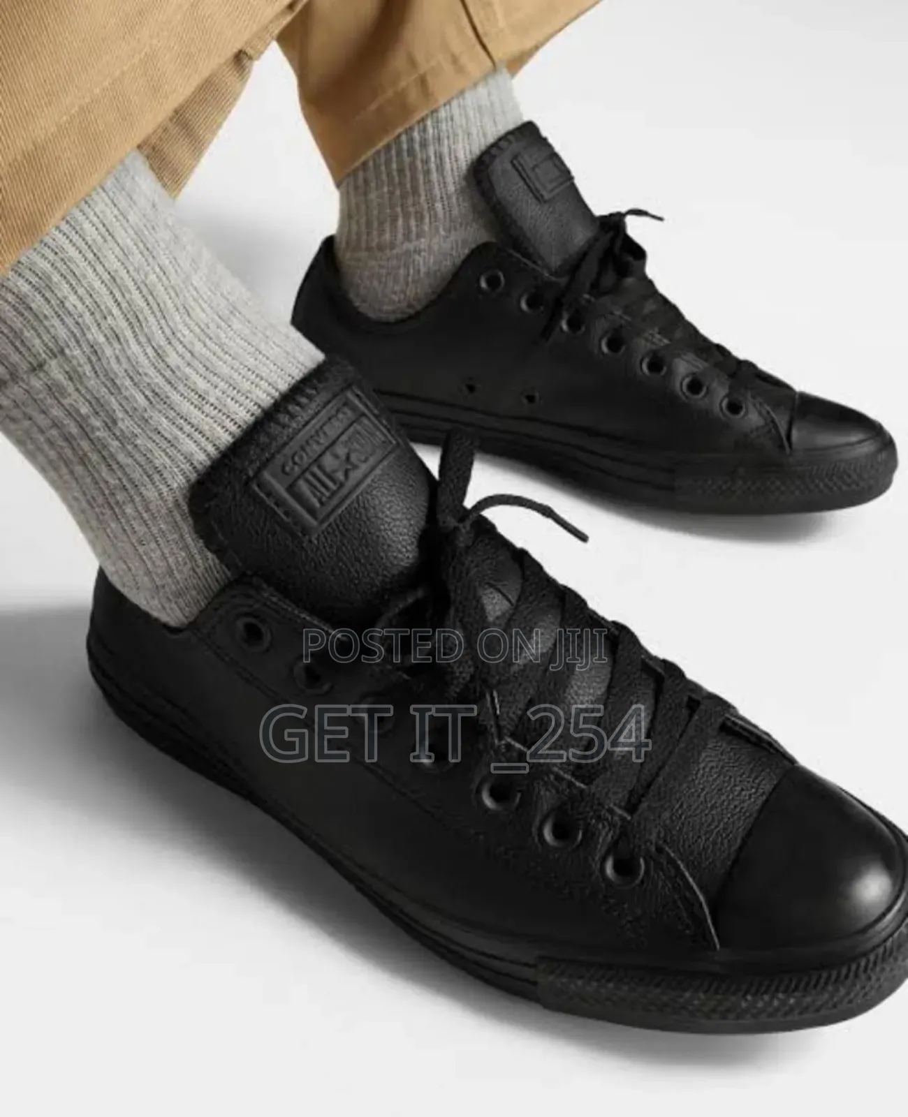 Converse Leather All Black Sizes : 36 ,