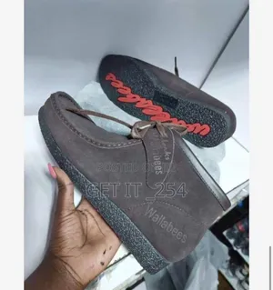 Wallabees Boot Size 39____45 Price