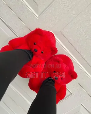 *Bear Fluffy Sandals* Size:*Free Size