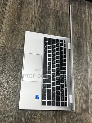 Laptop HP EliteBook 1040 G8 16GB Intel Core I7 SSD 256GB