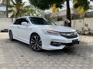 Honda Accord 2017 Off white