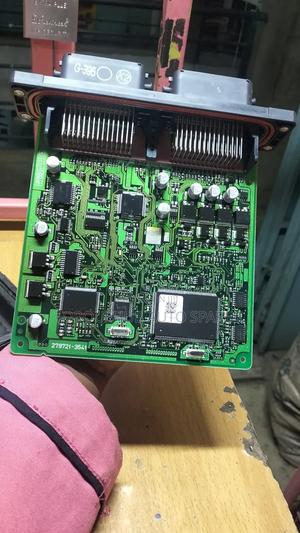 Mazda Demio ZJ/ZY Engine Computer - thumbnail 2