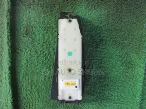 Toyota Avensis Main Power Window Switch.