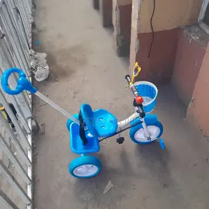Kids Tricyle With Handle