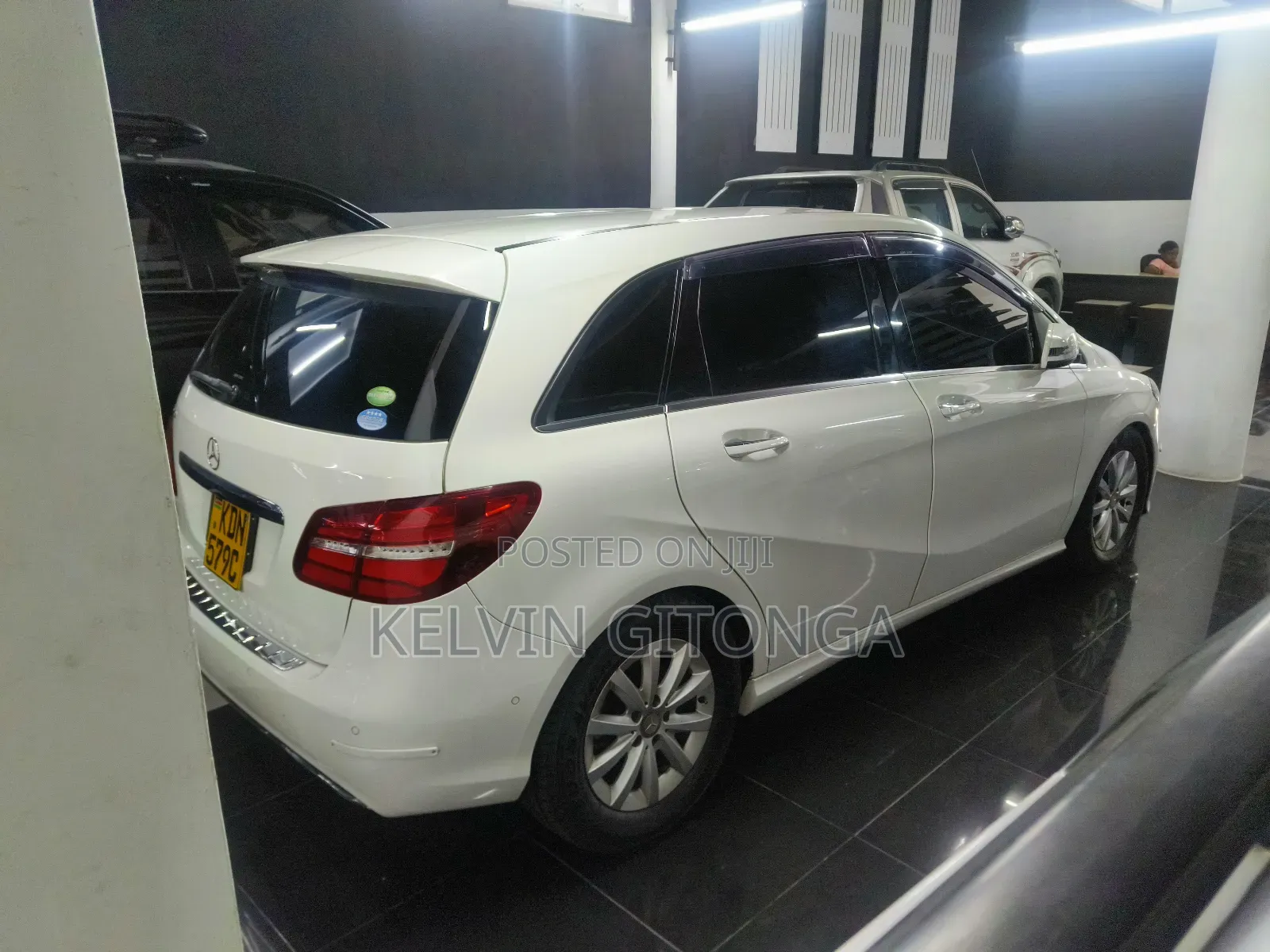 Mercedes-Benz B-Class 2012 White