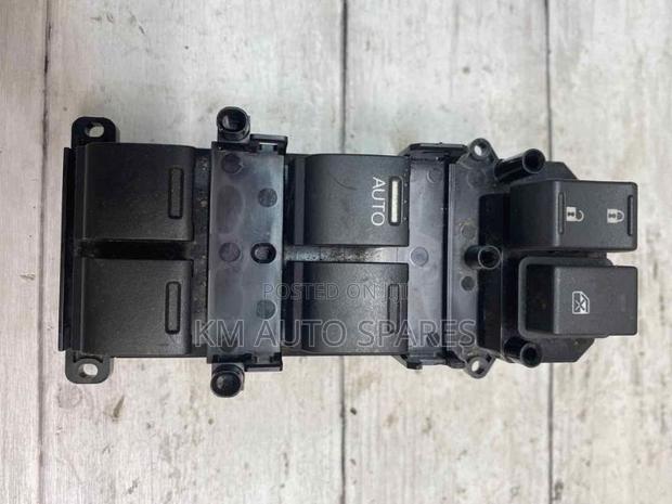 Honda HRV Main Power Window Switch. - thumbnail 4