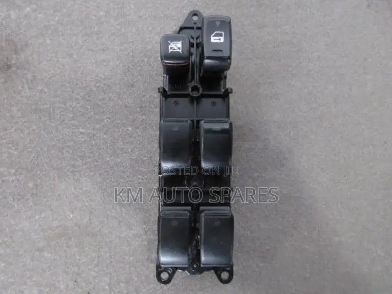 Toyota Isis Main Power Window Switch.