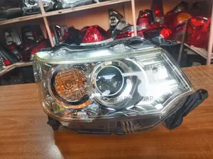 2016 Wagon Stingray Zenon Right Side Headlight