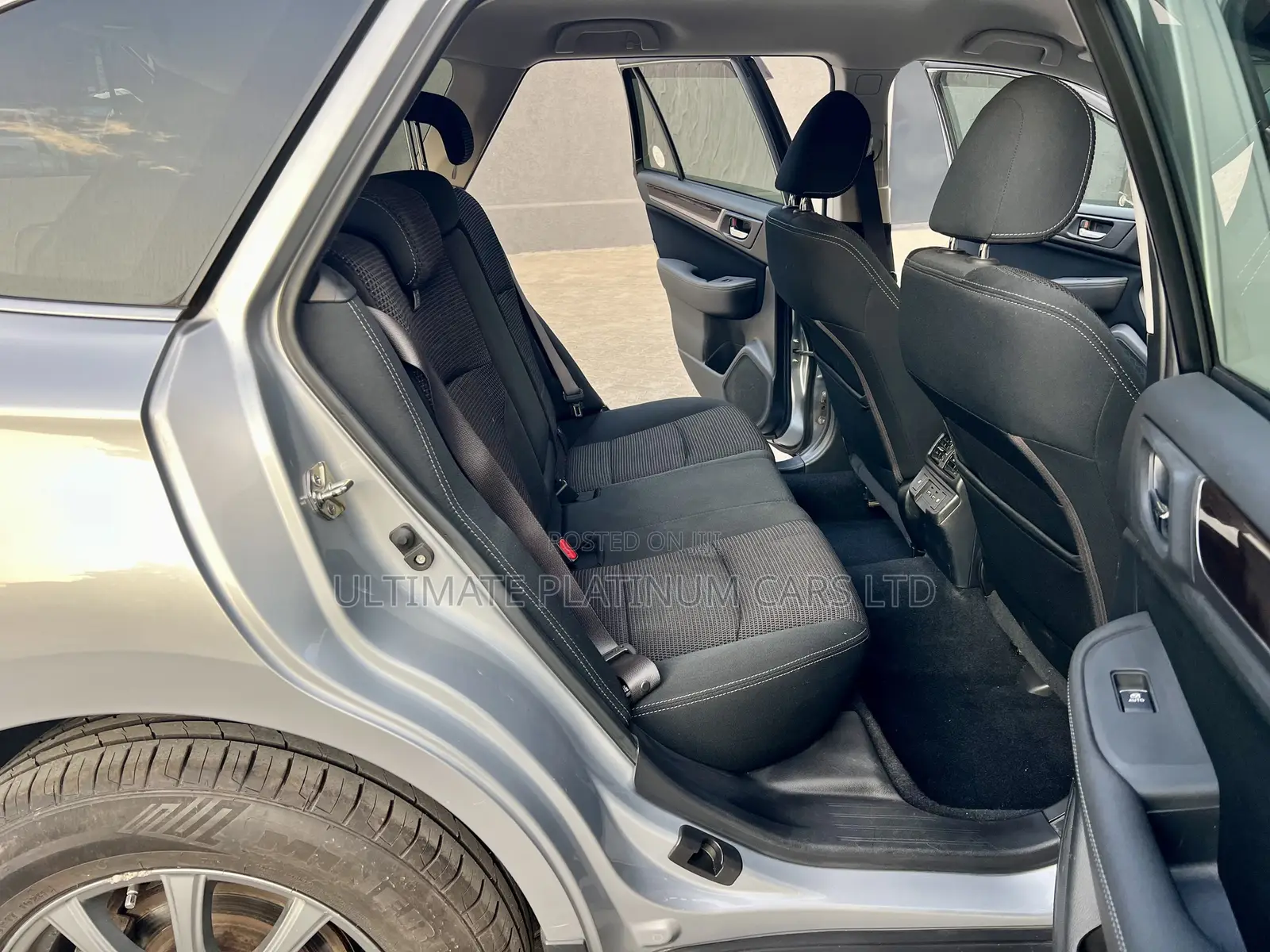 Subaru Outback 2.5i Limited AWD 2017 Silver