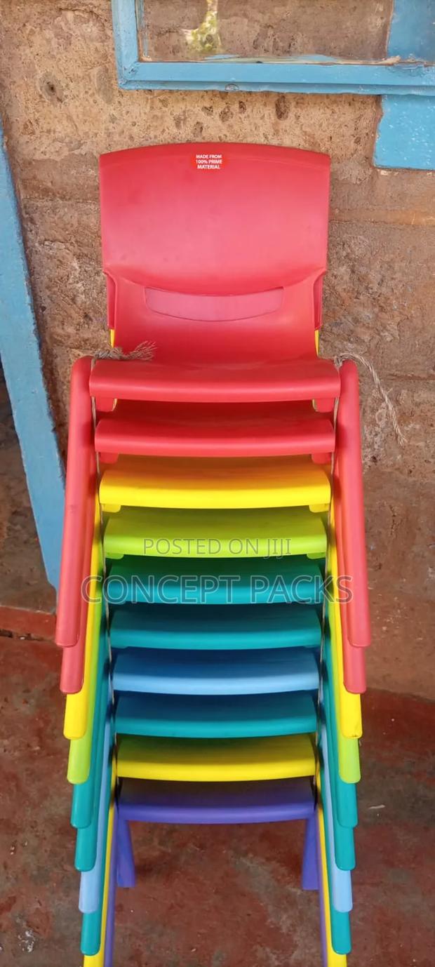 Acme Kindergatern Plastic Molded Chairs. - thumbnail 3