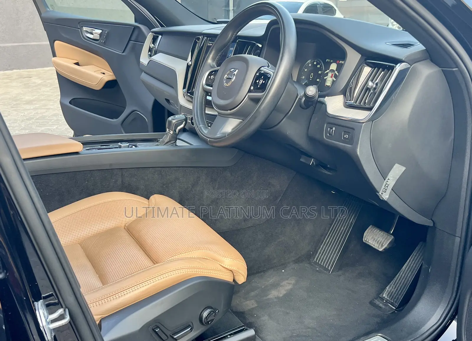Volvo XC60 T5 Inscription AWD 2018 Black