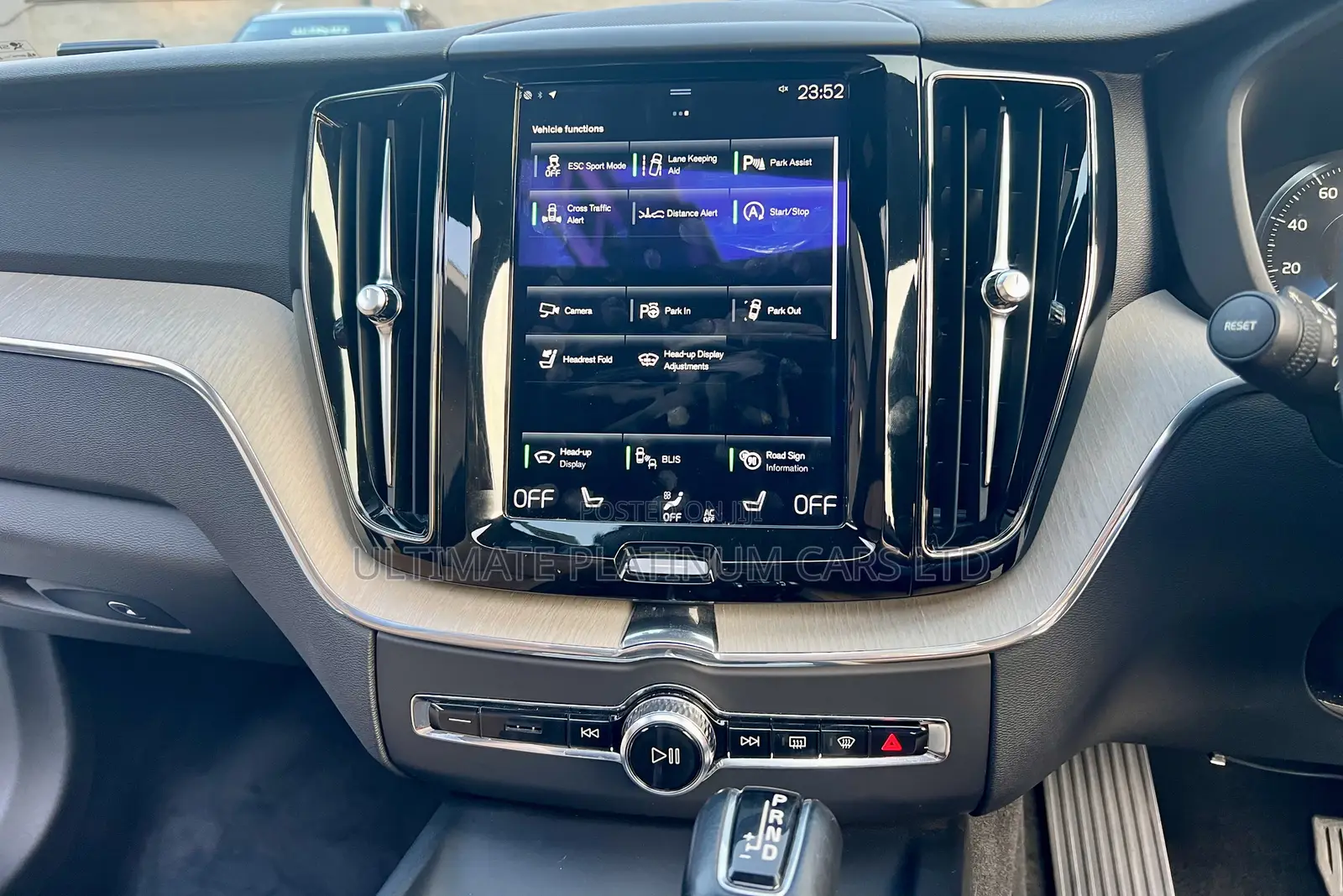 Volvo XC60 T5 Inscription AWD 2018 Black