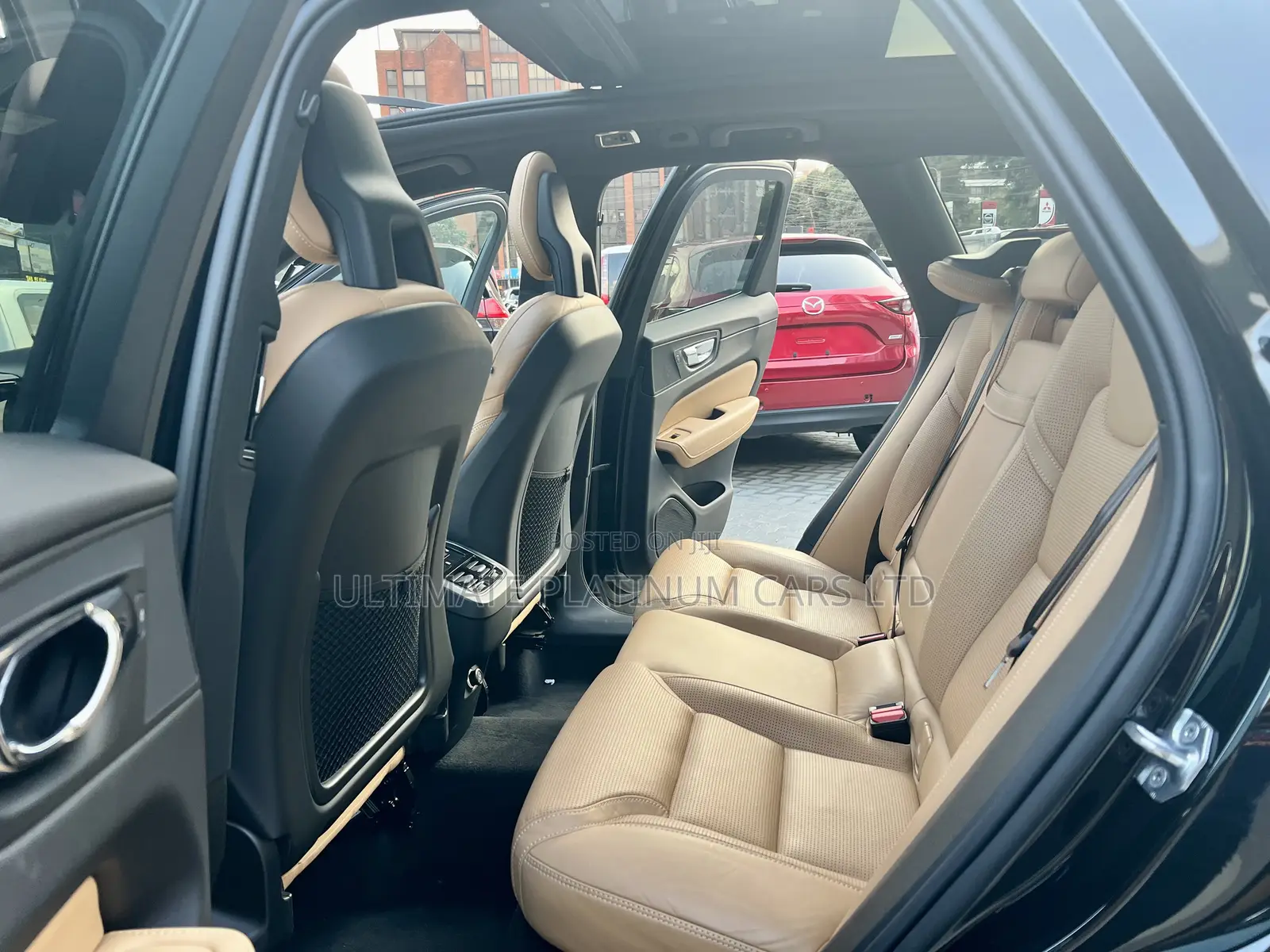 Volvo XC60 T5 Inscription AWD 2018 Black