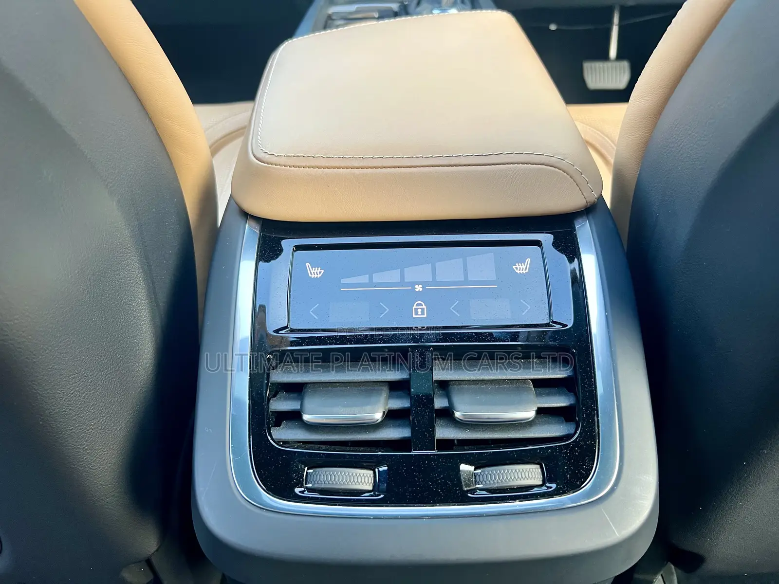 Volvo XC60 T5 Inscription AWD 2018 Black