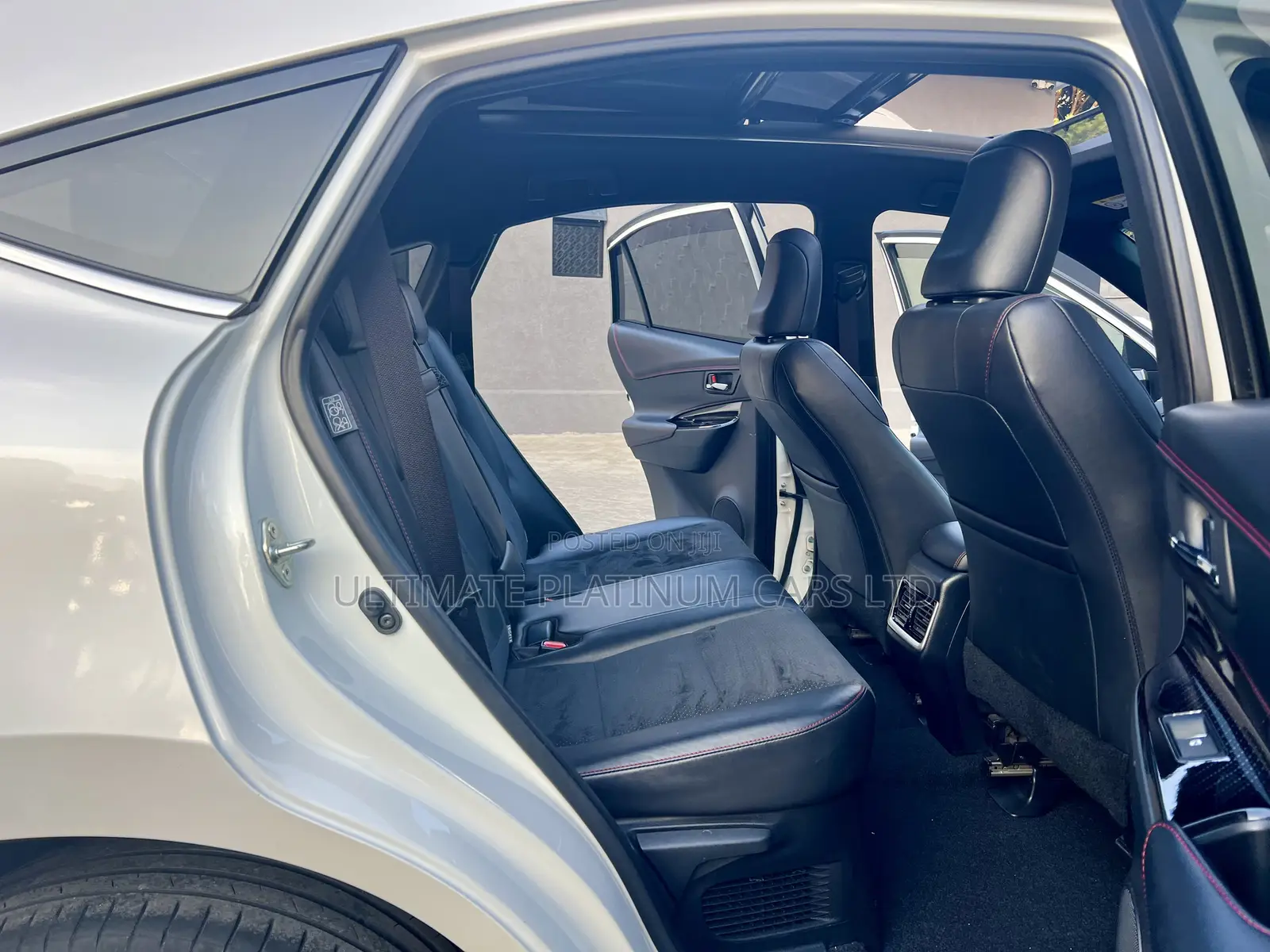 Toyota Harrier 2.0 Turbo 2017 White