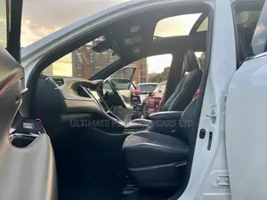 Toyota Harrier 2.0 Turbo 2017 White