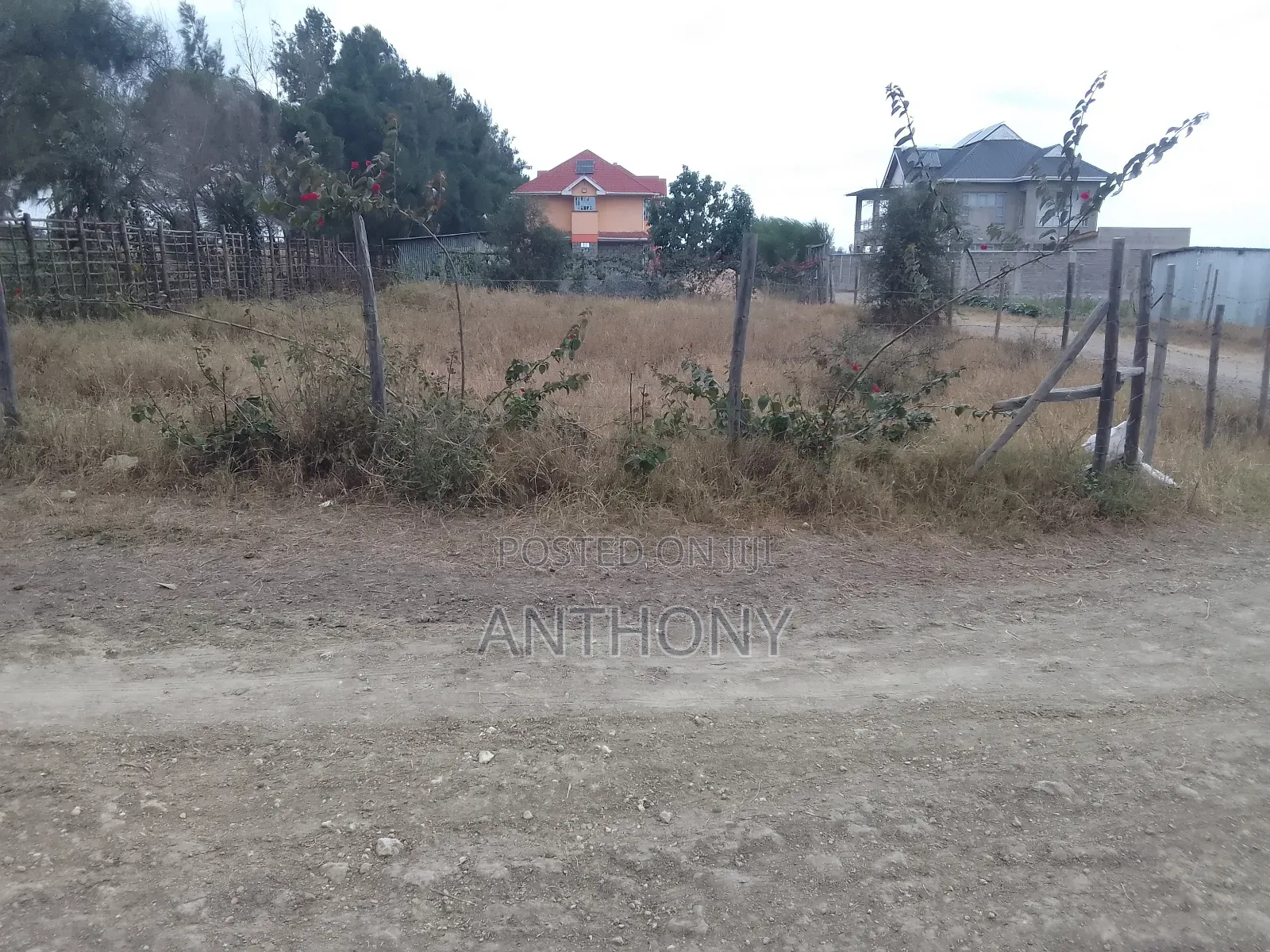 Kitengela, Enkasiti. 1/8 Acre