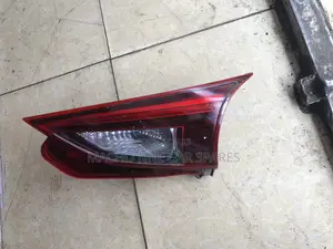 Mazda Axela 2018 Hatchback Bootlight