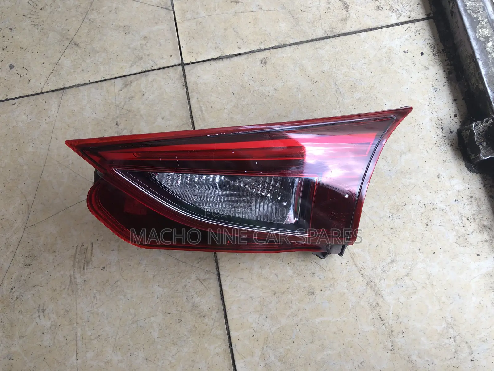 Mazda Axela 2018 Hatchback Bootlight