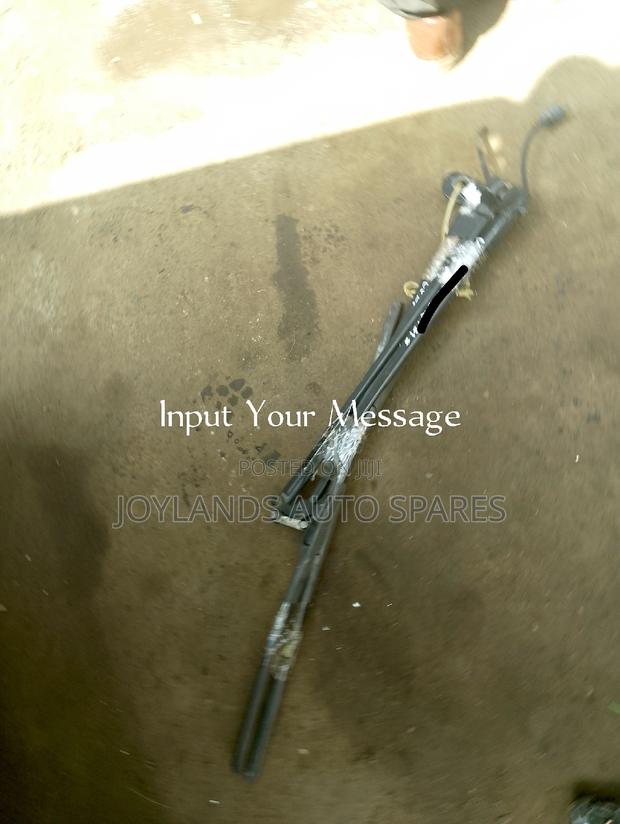 Vitz Wiper Arm and Blade - main view