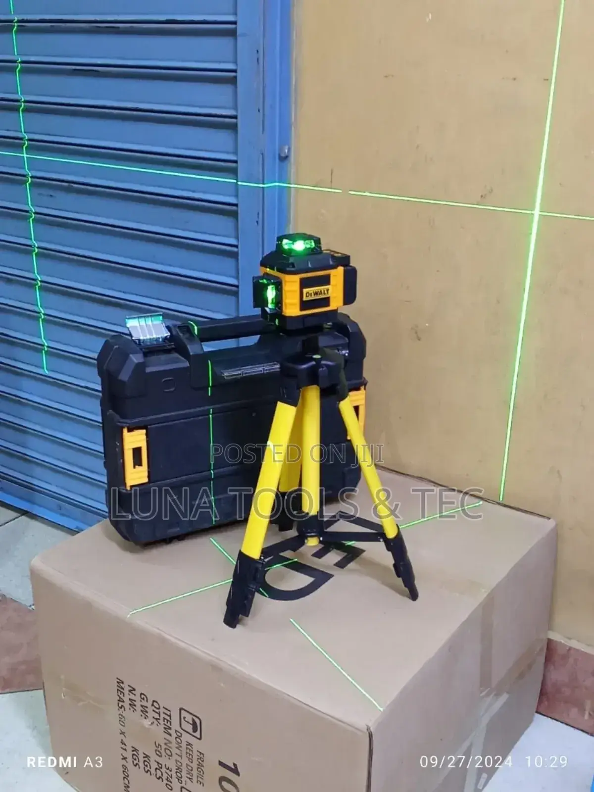 50m Range 16 Line,Dewalt Laser Level With 2 Batteries.