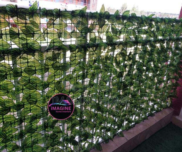 Watermelon Green Artificial Fence - main view