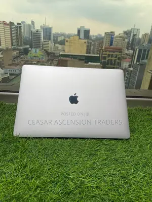 Laptop Apple MacBook Pro 2018 32GB Intel Core Ultra 9 SSD 1T