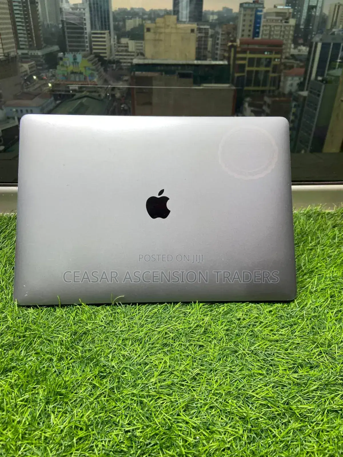 Laptop Apple MacBook Pro 2017 16GB Intel Core I7 SSD 256GB