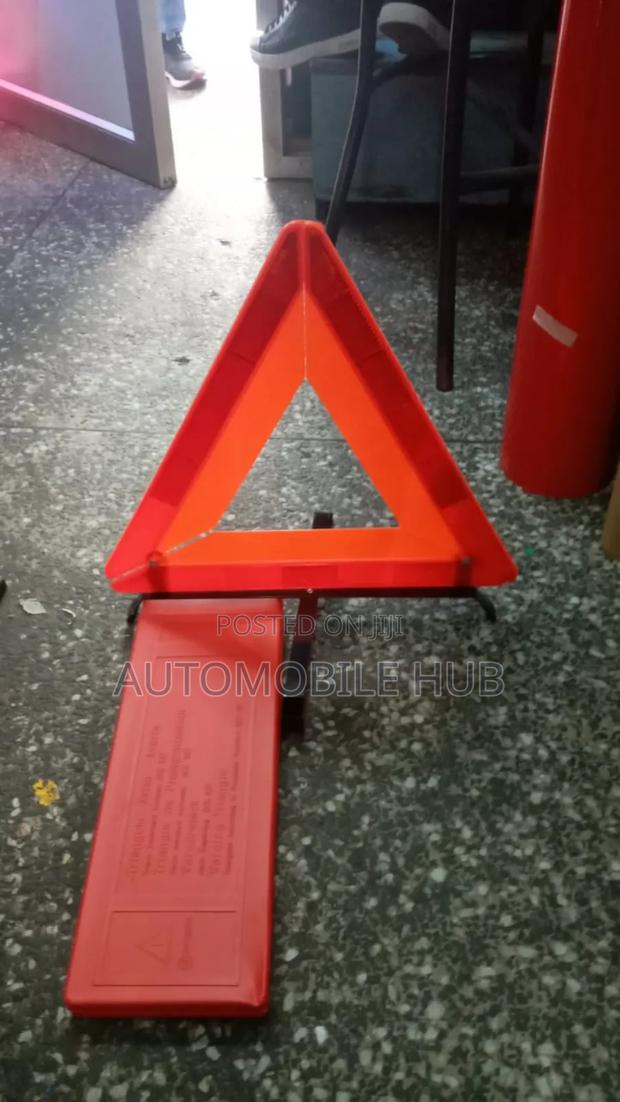 2 Pieces Quality Triangle Lifesaver